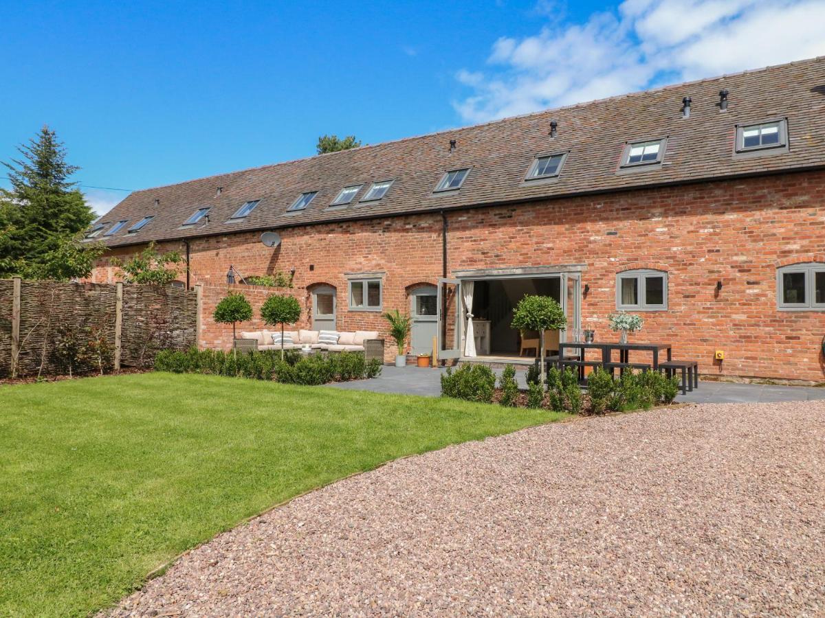 Upper Barn Villa Stafford Exterior photo